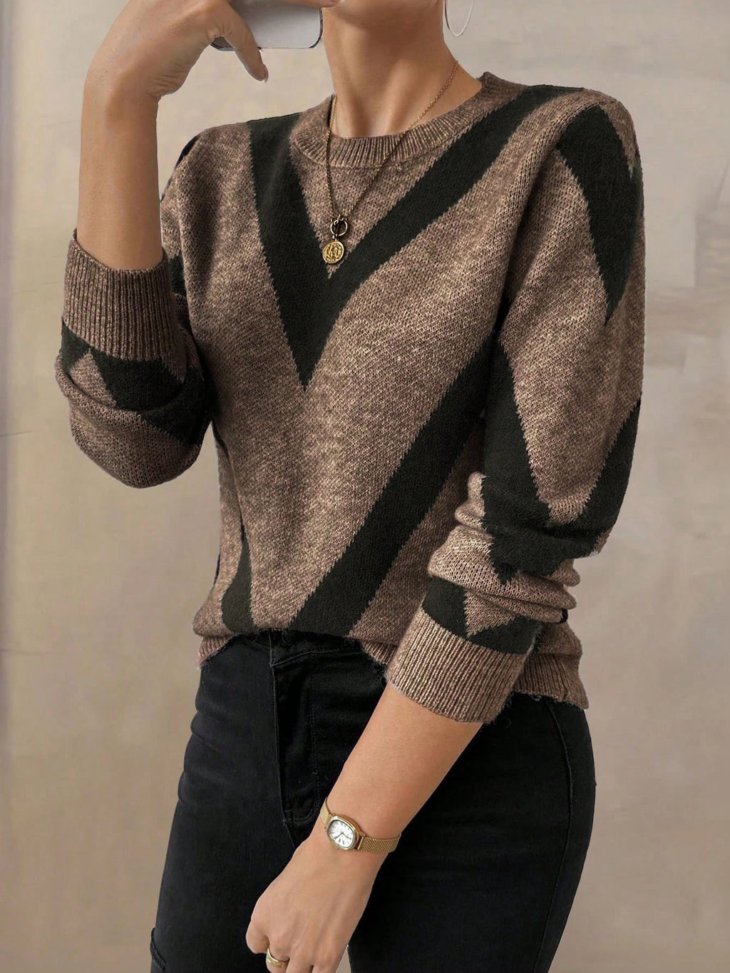 New Autumn and Winter Geometric Pattern Round Neck Long-Sleeved Knitted Sweater